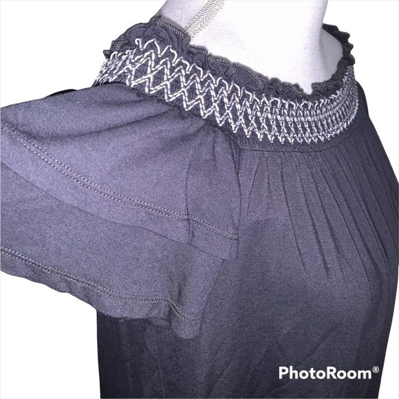 Soft & Sexy American Eagle 🦅 Off Shoulder Tee, sz S - Picture 4 of 5